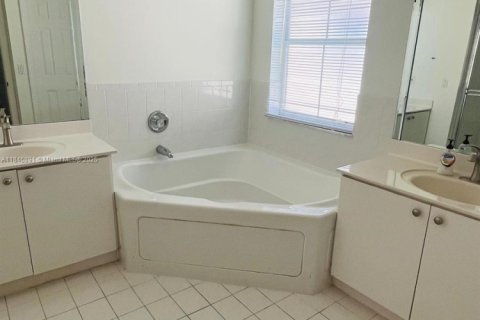 Casa en venta en Davie, Florida, 3 dormitorios, 168.62 m2 № 2050028 - foto 17