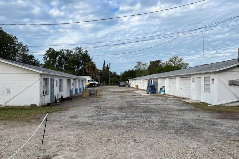 Propiedad comercial en venta en Hudson, Florida, 789.67 m2 № 312754 - foto 8