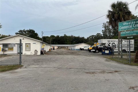 Propiedad comercial en venta en Hudson, Florida, 789.67 m2 № 312754 - foto 17