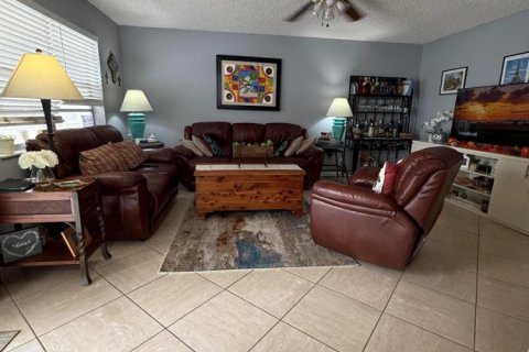 Copropriété à vendre à Delray Beach, Floride: 2 chambres, 84.26 m2 № 2177048 - photo 2