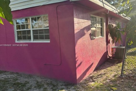 Casa en venta en North Miami Beach, Florida, 3 dormitorios, 133.78 m2 № 1992675 - foto 21