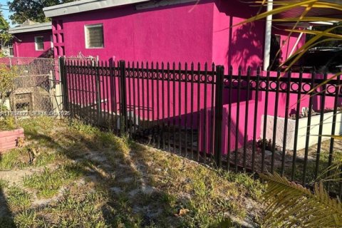 Casa en venta en North Miami Beach, Florida, 3 dormitorios, 133.78 m2 № 1992675 - foto 19