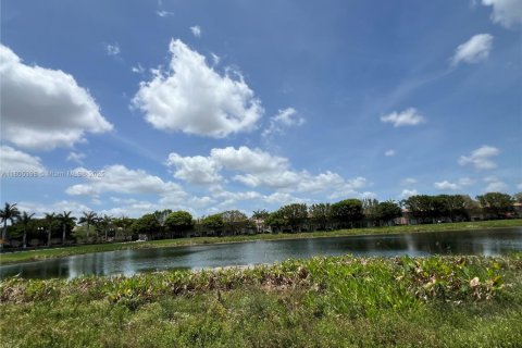Townhouse in Homestead, Florida 4 bedrooms, 182.55 sq.m. № 1864383 - photo 14