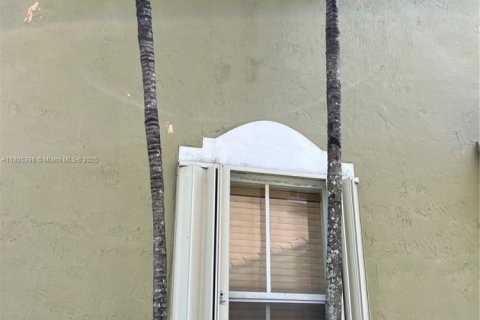 Townhouse in Homestead, Florida 4 bedrooms, 182.55 sq.m. № 1864383 - photo 9