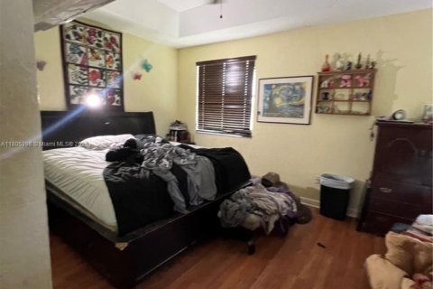 Townhouse in Homestead, Florida 4 bedrooms, 182.55 sq.m. № 1864383 - photo 11
