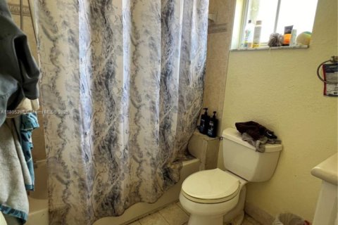 Townhouse in Homestead, Florida 4 bedrooms, 182.55 sq.m. № 1864383 - photo 8