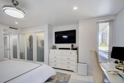 Condominio en alquiler en Riviera Beach, Florida, 2 dormitorios, 133.31 m2 № 2146810 - foto 16