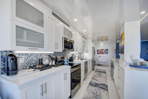 Condominio en alquiler en Riviera Beach, Florida, 2 dormitorios, 133.31 m2 № 2146810 - foto 5