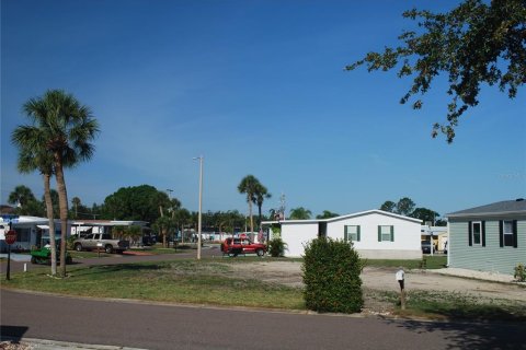 Terreno en venta en Apollo Beach, Florida № 1516360 - foto 3
