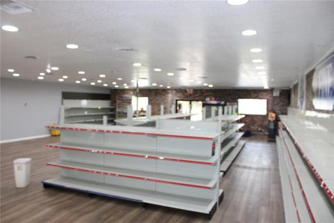 Immobilier commercial à vendre à Crystal River, Floride: 351.73 m2 № 1893885 - photo 13
