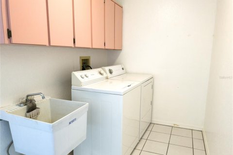 House in Spring Hill, Florida 3 bedrooms, 192.77 sq.m. № 1838831 - photo 26