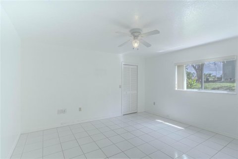 House in Spring Hill, Florida 3 bedrooms, 192.77 sq.m. № 1838831 - photo 19