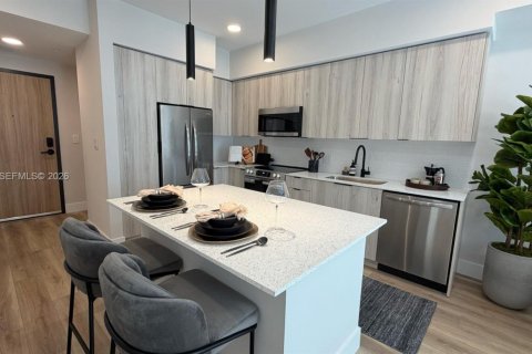 Apartamento en alquiler en Miami, Florida, 3 dormitorios, 132.11 m2 № 2249421 - foto 9