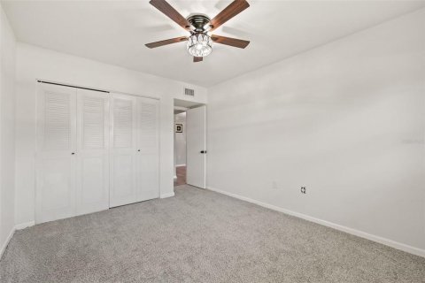 Condo in Saint Petersburg, Florida, 2 bedrooms  № 1320016 - photo 15