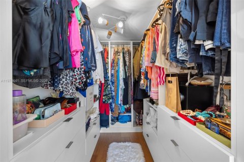 Купить кондоминиум в Майами-Бич, Флорида 3 спальни, 110.65м2, № 2040202 - фото 17