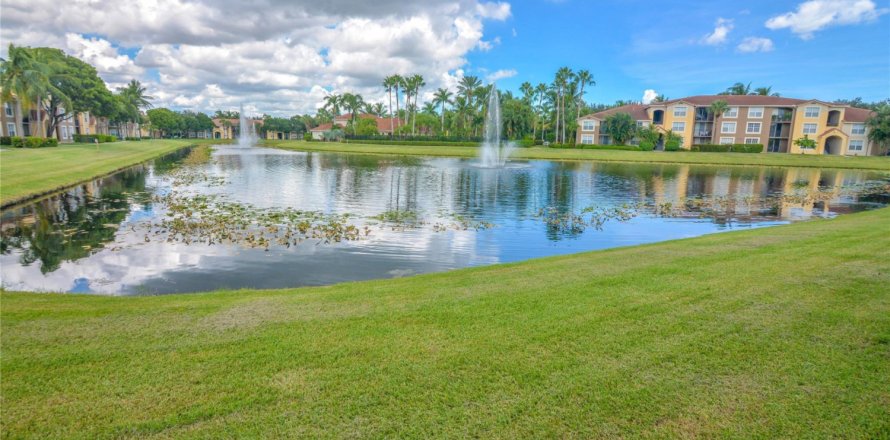 Condo in Delray Beach, Florida, 2 bedrooms  № 1228788