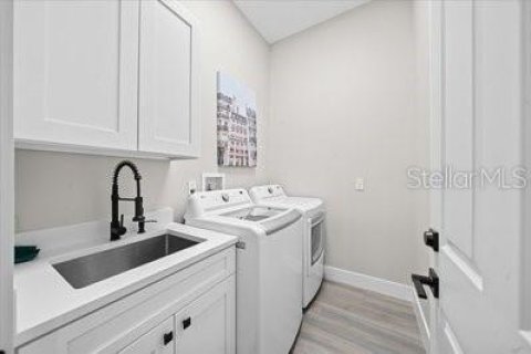 House in Indian Harbour Beach, Florida 5 bedrooms, 299.15 sq.m. № 1843001 - photo 19