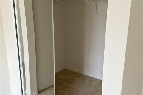 Condo in Orlando, Florida, 2 bedrooms  № 1522082 - photo 12