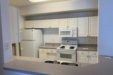 Condo in Orlando, Florida, 2 bedrooms  № 1522082 - photo 4