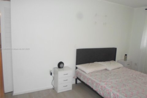 Copropriété à louer à Miami, Floride: 2 chambres, 98.94 m2 № 1957101 - photo 14