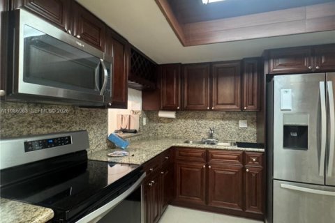 Купить кондоминиум в Майами, Флорида 2 спальни, 90.58м2, № 2090437 - фото 7