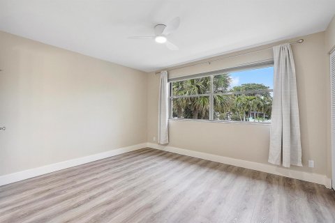 Adosado en venta en Pompano Beach, Florida, 2 dormitorios, 93.65 m2 № 2077922 - foto 24