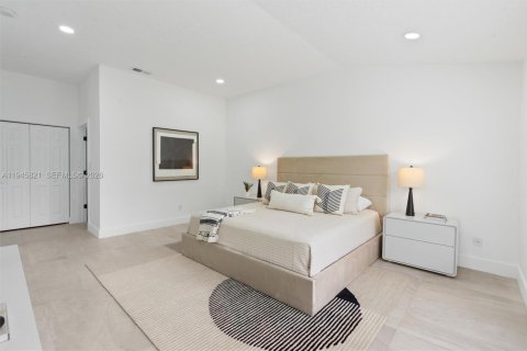 House in Wellington, Florida 3 bedrooms, 154.03 sq.m. № 2003027 - photo 17