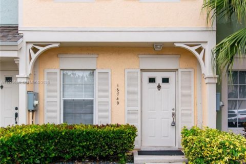 Touwnhouse à Weston, Floride 2 chambres, 103.12 m2 № 1988429