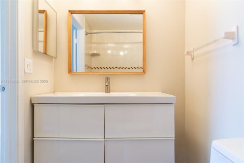 Touwnhouse à louer à Weston, Floride: 2 chambres, 103.12 m2 № 1988429 - photo 12