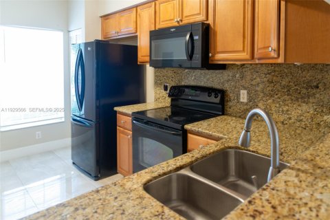 Touwnhouse à louer à Weston, Floride: 2 chambres, 103.12 m2 № 1988429 - photo 5