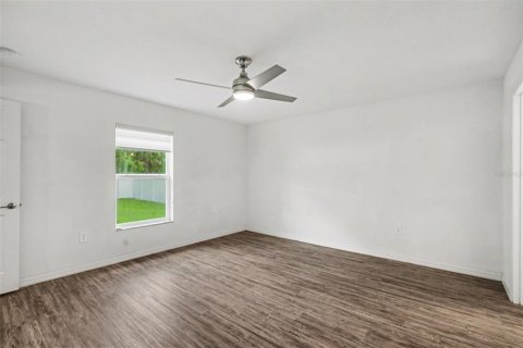 Villa ou maison à vendre à Palm Bay, Floride: 3 chambres, 165.92 m2 № 2259397 - photo 22
