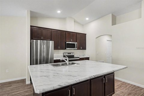 Villa ou maison à vendre à Palm Bay, Floride: 3 chambres, 165.92 m2 № 2259397 - photo 8