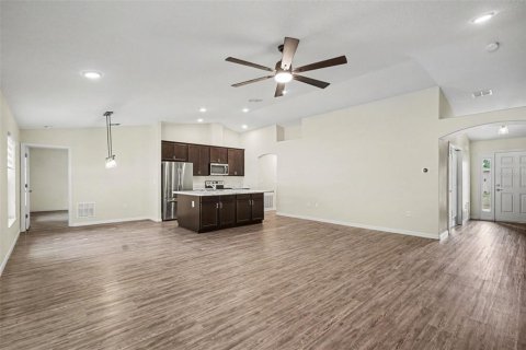 Villa ou maison à vendre à Palm Bay, Floride: 3 chambres, 165.92 m2 № 2259397 - photo 5