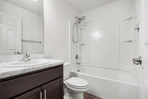 Villa ou maison à vendre à Palm Bay, Floride: 3 chambres, 165.92 m2 № 2259397 - photo 23