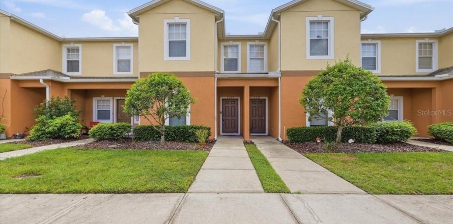 Townhouse in Lakeland, Florida 3 bedrooms, 159.14 sq.m. № 2380997