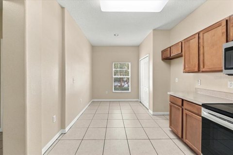 Townhouse in Lakeland, Florida 3 bedrooms, 159.14 sq.m. № 2380997 - photo 27