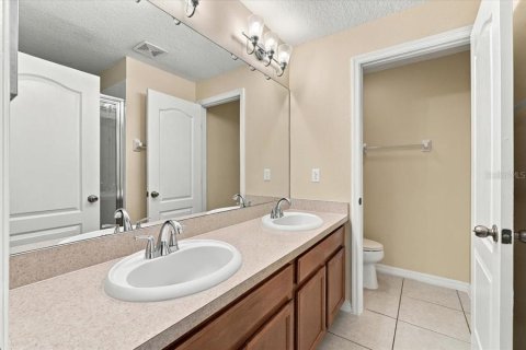 Townhouse in Lakeland, Florida 3 bedrooms, 159.14 sq.m. № 2380997 - photo 11