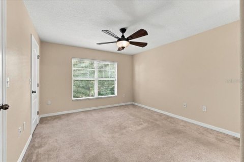 Townhouse in Lakeland, Florida 3 bedrooms, 159.14 sq.m. № 2380997 - photo 7