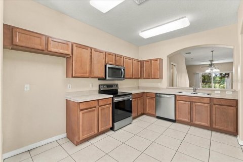 Townhouse in Lakeland, Florida 3 bedrooms, 159.14 sq.m. № 2380997 - photo 30