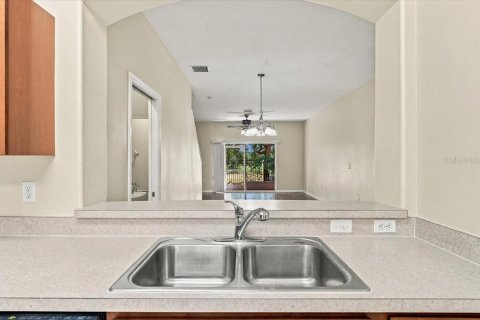 Townhouse in Lakeland, Florida 3 bedrooms, 159.14 sq.m. № 2380997 - photo 26