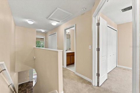 Townhouse in Lakeland, Florida 3 bedrooms, 159.14 sq.m. № 2380997 - photo 5