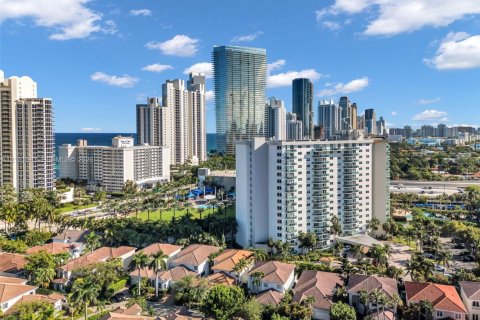 Condominio en venta en Sunny Isles Beach, Florida, 3 dormitorios, 154.68 m2 № 2428346 - foto 7