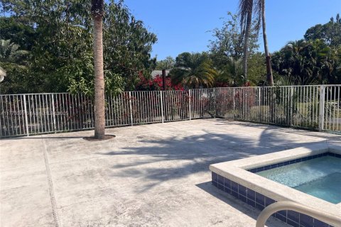 Casa en venta en Loxahatchee Groves, Florida, 3 dormitorios, 258.83 m2 № 1862024 - foto 4