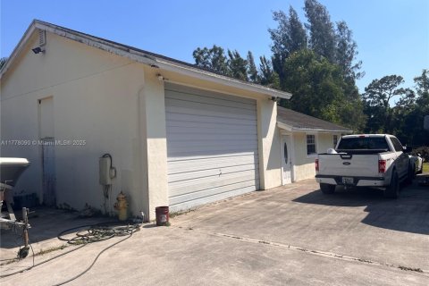Casa en venta en Loxahatchee Groves, Florida, 3 dormitorios, 258.83 m2 № 1862024 - foto 7