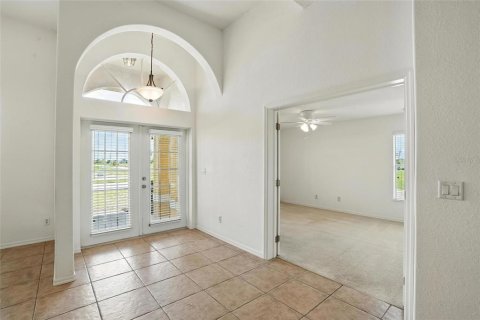 House in Cape Coral, Florida 3 bedrooms, 193.33 sq.m. № 1843020 - photo 4