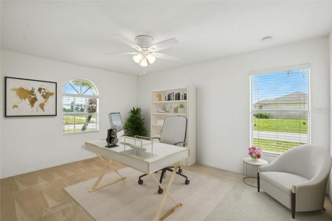 House in Cape Coral, Florida 3 bedrooms, 193.33 sq.m. № 1843020 - photo 23