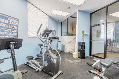 Condo in Daytona Beach, Florida, 1 bedroom  № 2166822 - photo 26