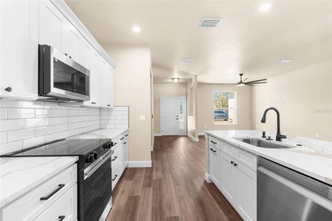 Villa ou maison à vendre à Homosassa, Floride: 3 chambres, 181.07 m2 № 1574012 - photo 5