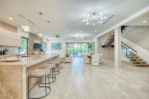 Villa ou maison à vendre à Fort Lauderdale, Floride: 5 chambres № 2066959 - photo 7