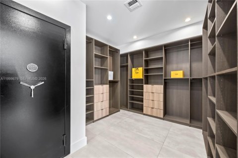 Villa ou maison à vendre à Fort Lauderdale, Floride: 5 chambres № 2066959 - photo 30